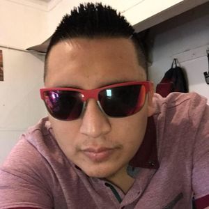 Meet your Posher, Luis